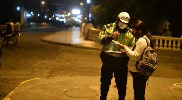 El actual toque de queda en Lima es de 11:00 p.m. hasta las 4:00 a.m.