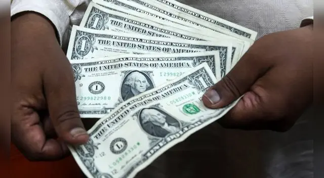Cuánto está el dólar en Perú este sábado 15 de enero.