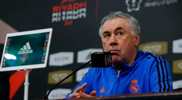 Carlo Ancelotti en la previa a la final de la Supercopa de España Carlo Ancelotti en la previa a la final de la Supercopa de España