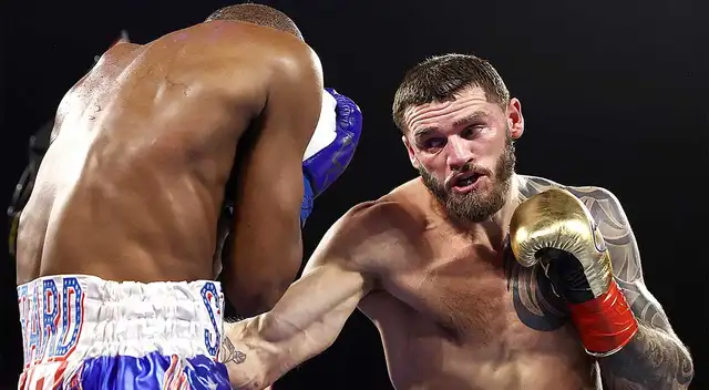 Joe Smith Jr. retuvo su corona en el primer campeonato mundial 2022 Joe Smith Jr. retuvo su corona en el primer campeonato mundial 2022