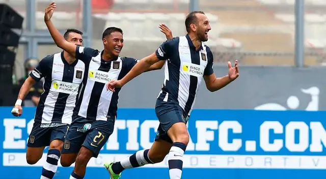Hernán Barcos fue el goleador (10) y máximo asistidor (8) de Alianza Lima en la Liga 2021.
