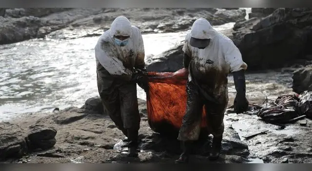 Marina de Guerra y OEFA detectan segundo derrame de petróleo en refinería de Repsol