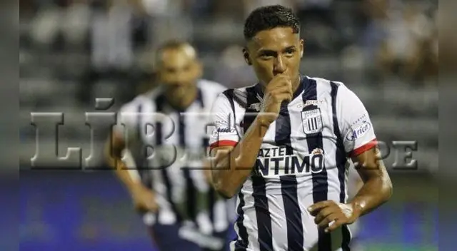 Oswaldo Valenzuela anota el primer gol del partido entre Alianza Lima vs DIM Oswaldo Valenzuela anota el primer gol del partido entre Alianza Lima vs DIM