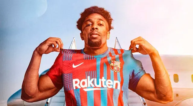 Adama Traoré jugará cedido en el Barcelona hasta mitad de año Adama Traoré jugará cedido en el Barcelona hasta mitad de año