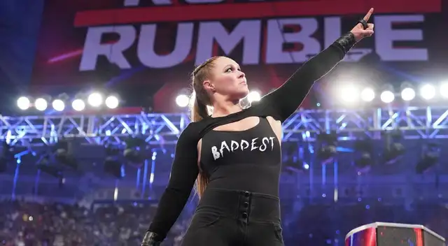 Ronda Rousey es la ganadora de la batalla real