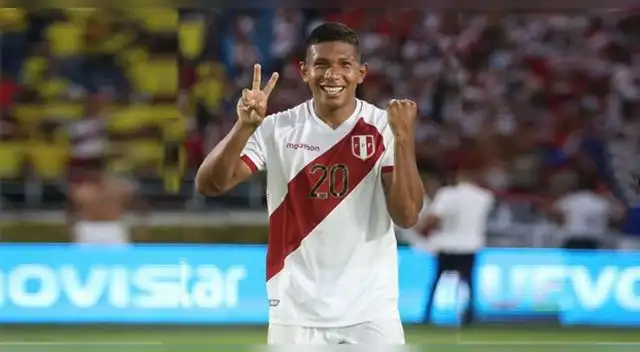 Edison Flores volvió a ser clave en el empate ante Ecuador.