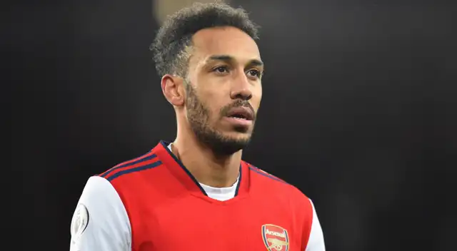 Pierre Emerick Aubameyang firmó contrato hasta el 2025 con el Barcelona.