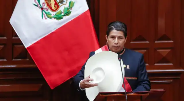 Renovación popular promueve vacancia presidencial contra Pedro Castillo.