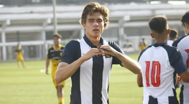 Juan Pablo Goicochea firmó contrato profesional con Alianza Lima.