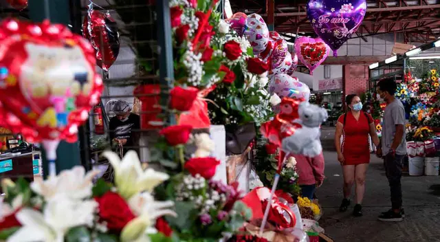 Desde 50 hasta 500 soles pagarían los peruanos por sorprender a esa persona especial. Desde 50 hasta 500 soles pagarían los peruanos por sorprender a esa persona especial.