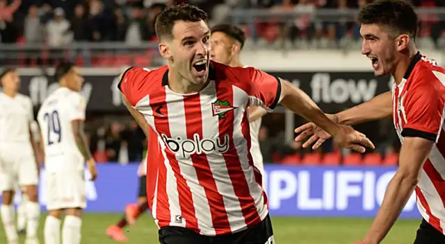 Estudiantes logró vencer 2-1 a Independiente por la Copa de la Liga
