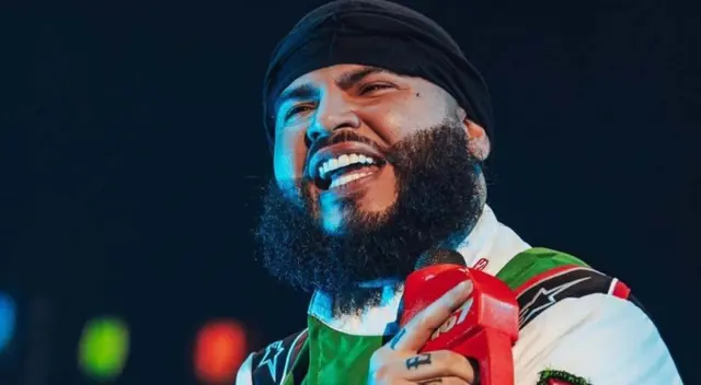 Farruko habla abiertamente en concierto de su conversión religiosa. Farruko habla abiertamente en concierto de su conversión religiosa.