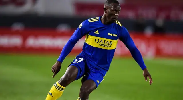 Luis Advíncula convocado para el duelo de hoy ante Rosario Central Luis Advíncula convocado para el duelo de hoy ante Rosario Central