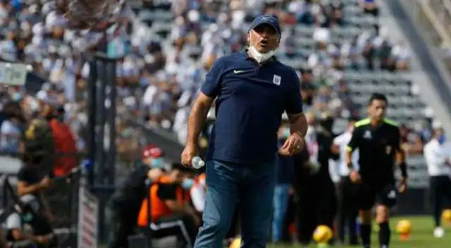 Alianza Lima venció a Mannucci y consiguió su primer triunfo en 2022, al mando de Carlos Bustos. Alianza Lima venció a Mannucci y consiguió su primer triunfo en 2022, al mando de Carlos Bustos.