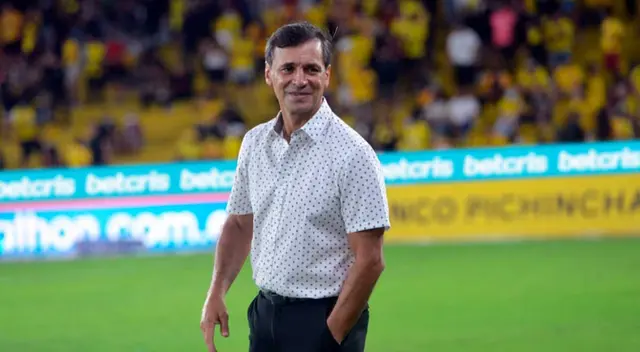 Fabián Bustos dirigió su último partido con el Barcelona SC y ahora se unirá al Santos de Brasil.