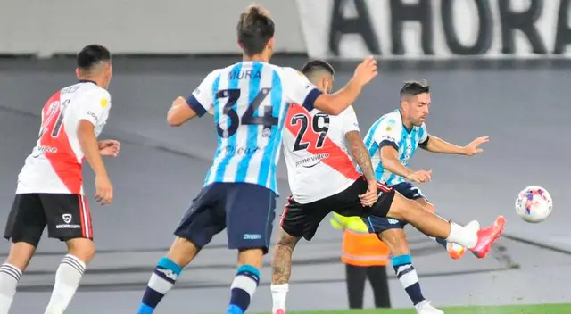 River Plate igualó 2-2 ante Racing en el Monumental.