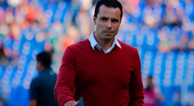 Enrique Meza dejó de ser técnico de Mannucci