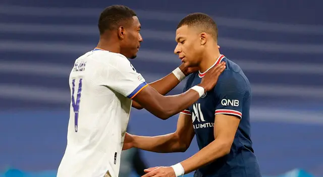 David Alaba consuela a Mbappé tras quedar fuera de la Champions League David Alaba consuela a Mbappé tras quedar fuera de la Champions League