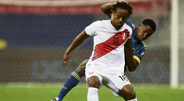 André Carrillo es uno de los futbolistas más peligrosos de la Selección Peruana André Carrillo es uno de los futbolistas más peligrosos de la Selección Peruana