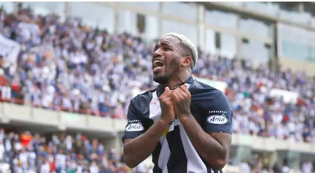 Jefferson Farfán contribuyó para el título de Alianza Lima el 2021