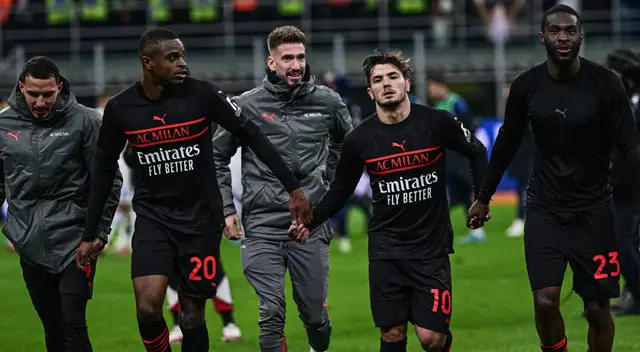 AC  Milan es líder de la Serie A con 63 puntos.