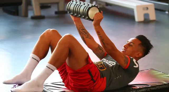 Christian Cueva se sumó a los entrenamientos de la Selección Peruana