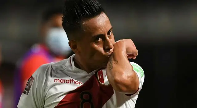 Christian Cueva es el goleador de Perú en las Eliminatorias, con cinco 'pepas'. Christian Cueva es el goleador de Perú en las Eliminatorias, con cinco 'pepas'.