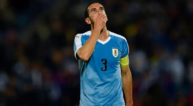 Diego Godín sería titular ante Perú en Montevideo