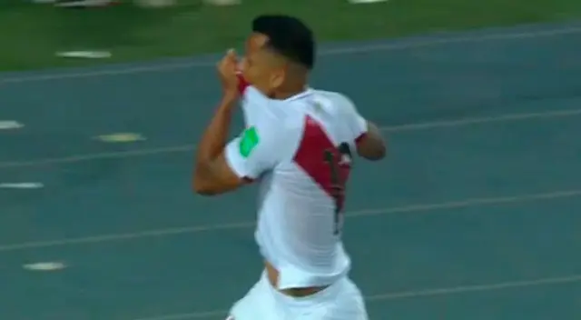 Yoshimar Yotún de tijera anotó el 2-0 de Perú sobre Paraguay Yoshimar Yotún de tijera anotó el 2-0 de Perú sobre Paraguay