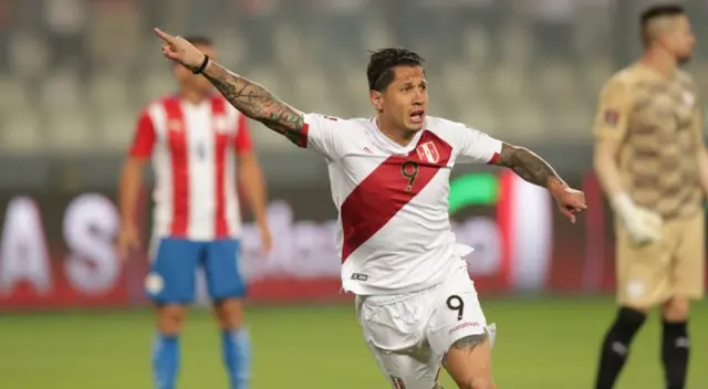 Gianluca Lapadula anotó 3 tantos en las Eliminatorias Qatar 2022