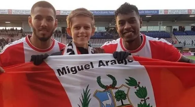 FC Emmen es líder en la segunda división de los Países Bajos con 71 puntos. FC Emmen es líder en la segunda división de los Países Bajos con 71 puntos.