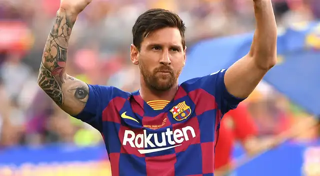 Lionel Messi debutó como futbolista profesional en Barcelona Lionel Messi debutó como futbolista profesional en Barcelona