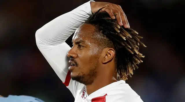 André Carrillo sufrió un esguince en la rodilla izquierda.
