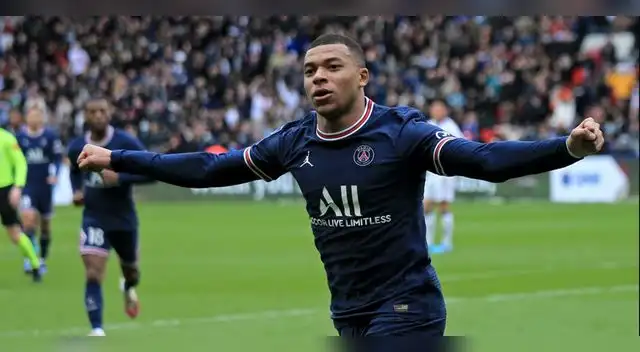 Kylian Mbappé le pone fecha a su renovación con el PSG