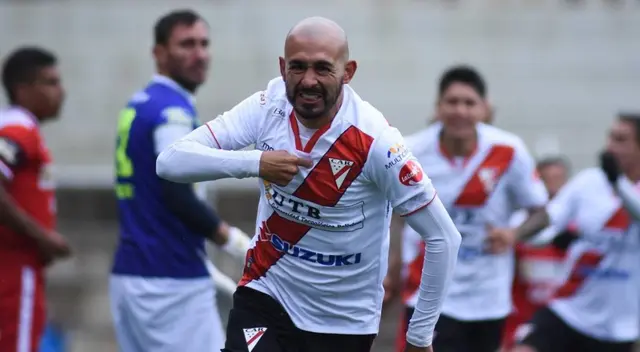 Marcos Riqulme marcó un 'hat-trick'-