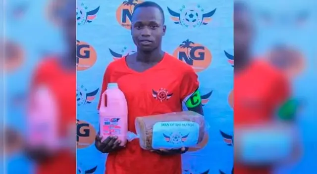 El mejor jugador en la Liga de Uganda se lleva a casa un yogurt y una bolsa de pan.