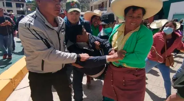 Alcalde distrital de Sanagorán fue llevado a la fuerza hasta una obra mal ejecutada.