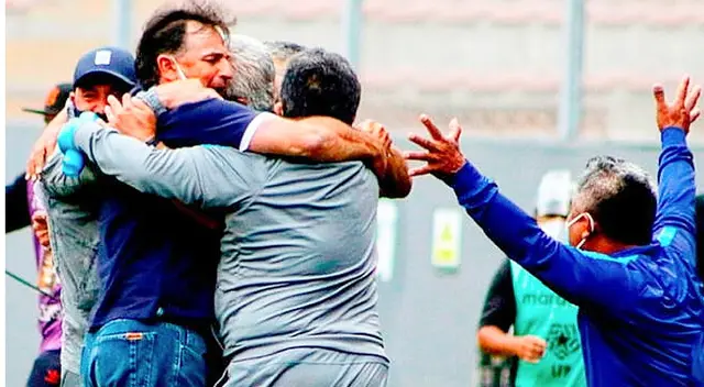 Carlos Bustos desea ganar su segundo clásico al mando de Alianza Lima Carlos Bustos desea ganar su segundo clásico al mando de Alianza Lima