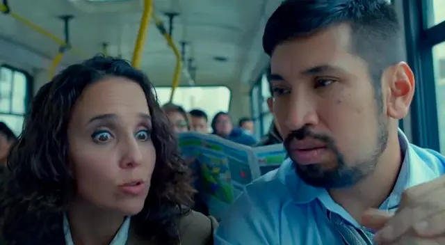 Daniel Peredo le dio un consejo a Aldo Miyashiro en la película 'Onche Machos'. Daniel Peredo le dio un consejo a Aldo Miyashiro en la película 'Onche Machos'.
