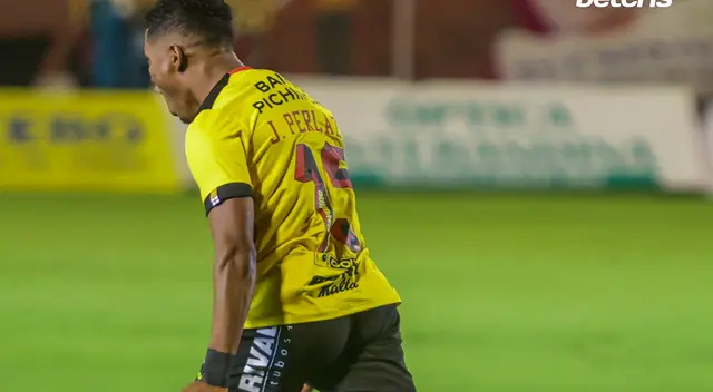 Barcelona venció 1-0 a Macará