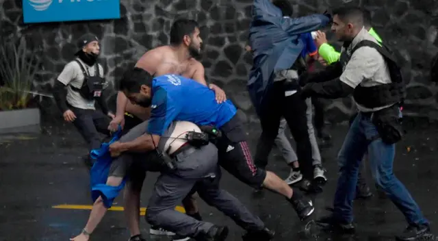Enfrentamiento se generó en el túnel 9 del Estadio Azteca.