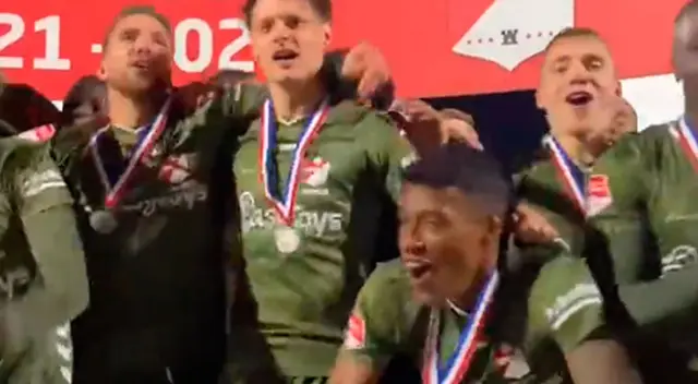 Miguel Araujo salió campeón con el FC Emmen en la Segunda División neerlandesa 2021-22 Miguel Araujo salió campeón con el FC Emmen en la Segunda División neerlandesa 2021-22
