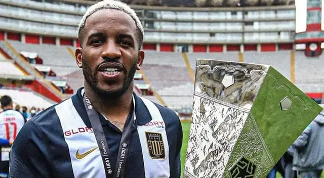 Jefferson Farfán fue clave en la obtención del título nacional de Alianza en el 2021. Jefferson Farfán fue clave en la obtención del título nacional de Alianza en el 2021.
