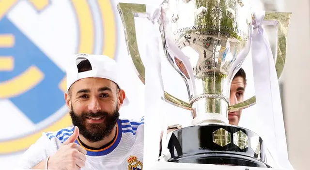 Karim Benzema con el título 35 de LaLiga Santander. Karim Benzema con el título 35 de LaLiga Santander.