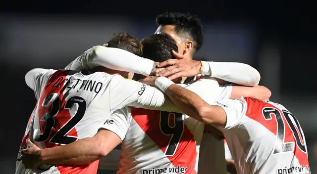 River Plate goleó 7-0 a Sarmiento por Copa de la Liga Argentina. River Plate goleó 7-0 a Sarmiento por Copa de la Liga Argentina.