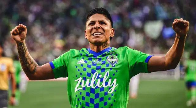 Raúl Ruidíaz marcó doblete en triunfo del Seattle Sounders