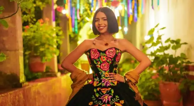 ¿Quién fue la artista de 18 años que logró posicionarse número 1 en la lista de los Billboard?