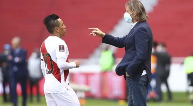 Christian Cueva es el '10' de la Selección Peruana. Christian Cueva es el '10' de la Selección Peruana.