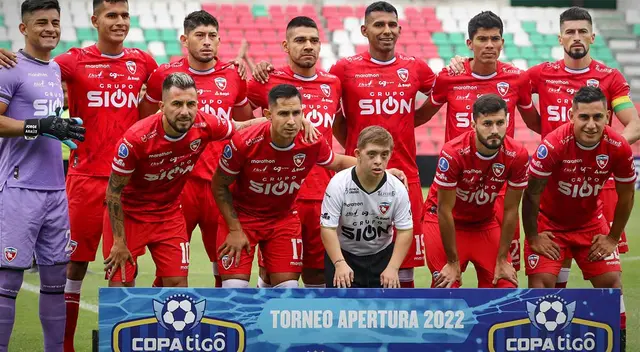 Royal Pari vence 2-0 a Bolívar en la fecha 15 de la liga boliviana