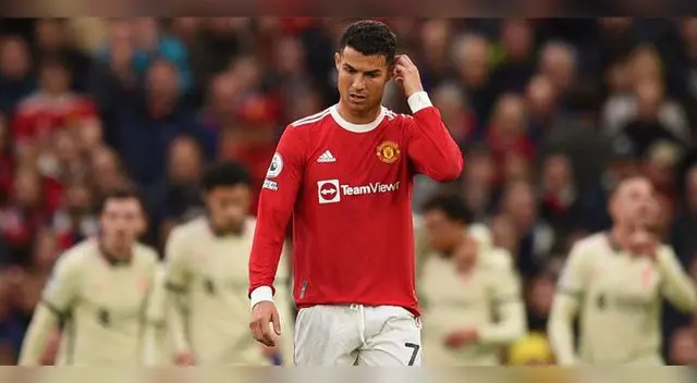 Llegó al M. United para ser el nuevo Cristiano Ronaldo, no rindió y ahora descendió en Italia Llegó al M. United para ser el nuevo Cristiano Ronaldo, no rindió y ahora descendió en Italia